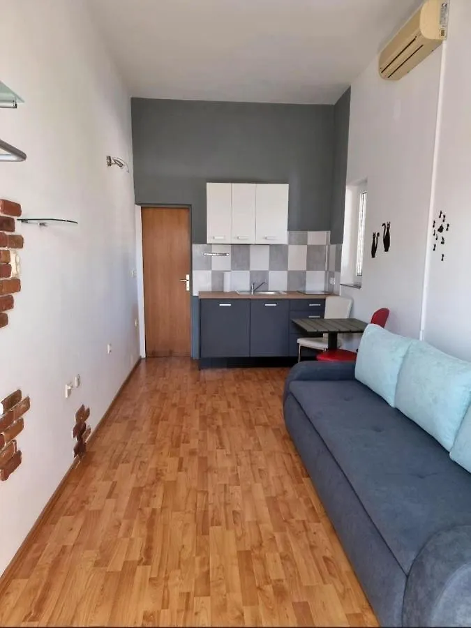 Frida Apartment Pula